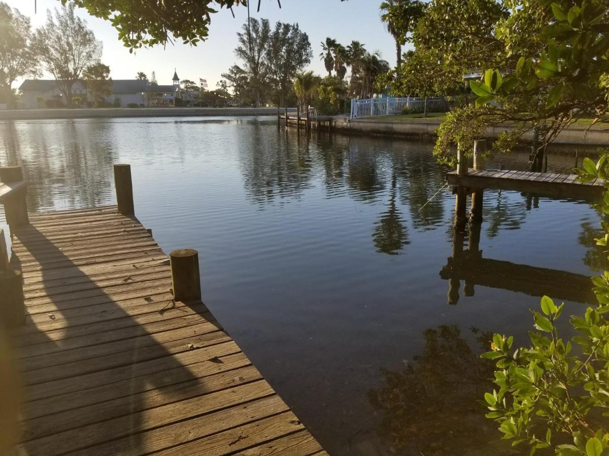 Casa Amiga Managed By Beach Retreats Anna Maria Exterior photo